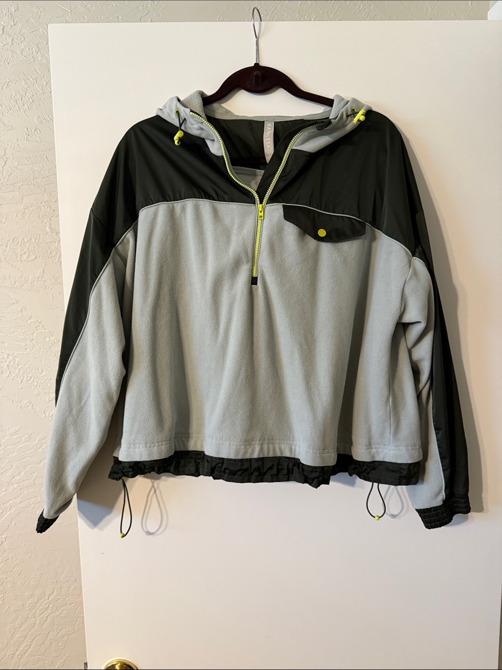 Wens athleta hoodie